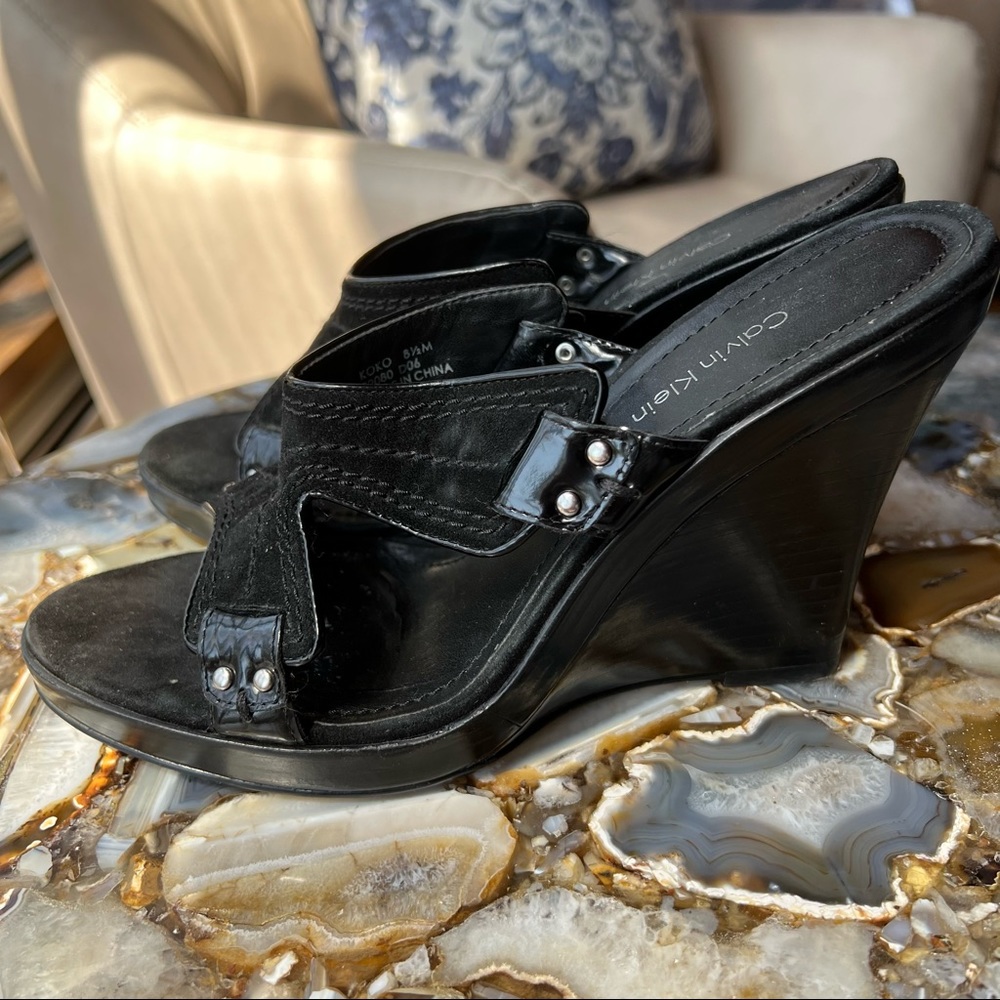 Calvin Klein Black Suede Wedge Sz 8.5